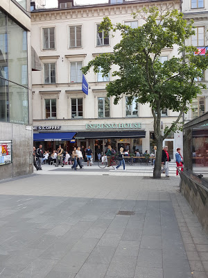 przewodnik po kawiarniach