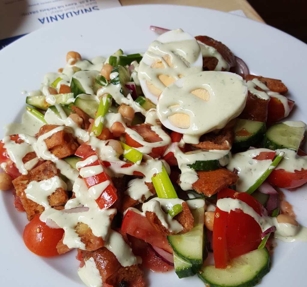 Restauracja Shipudei Berek sałatka