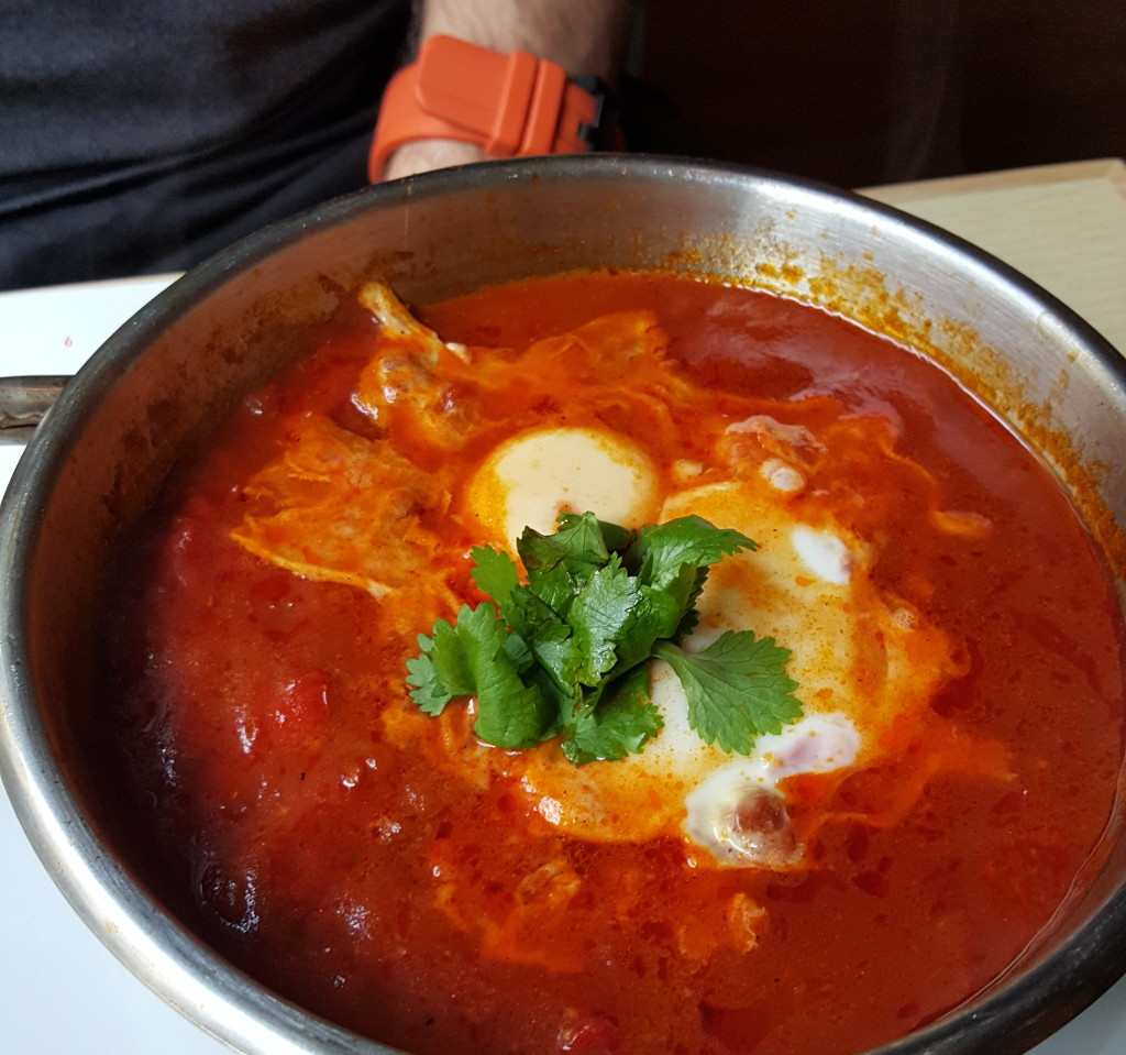 Restauracja Shipudei Berek szakszuka