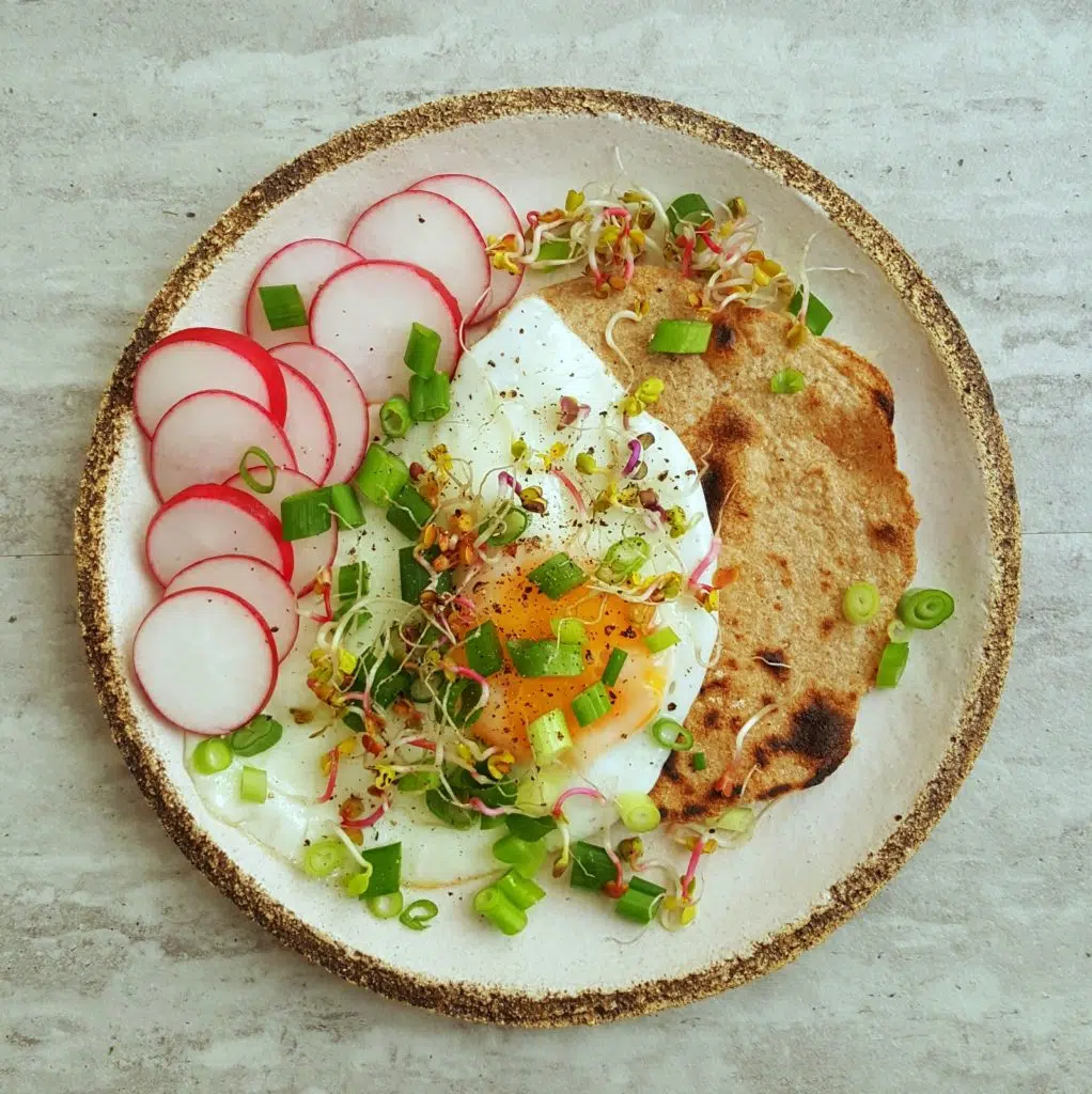 orkiszowe tacos jajko sadzone