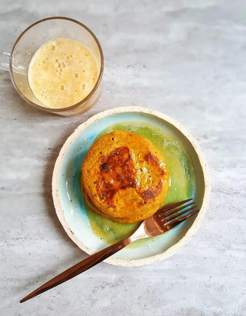 placuszki z kurkumą z góry