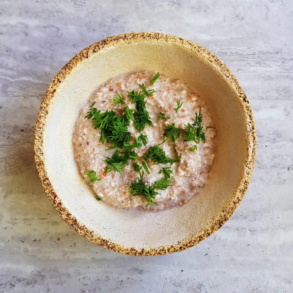 placuszki ze szczypiorkiem serek