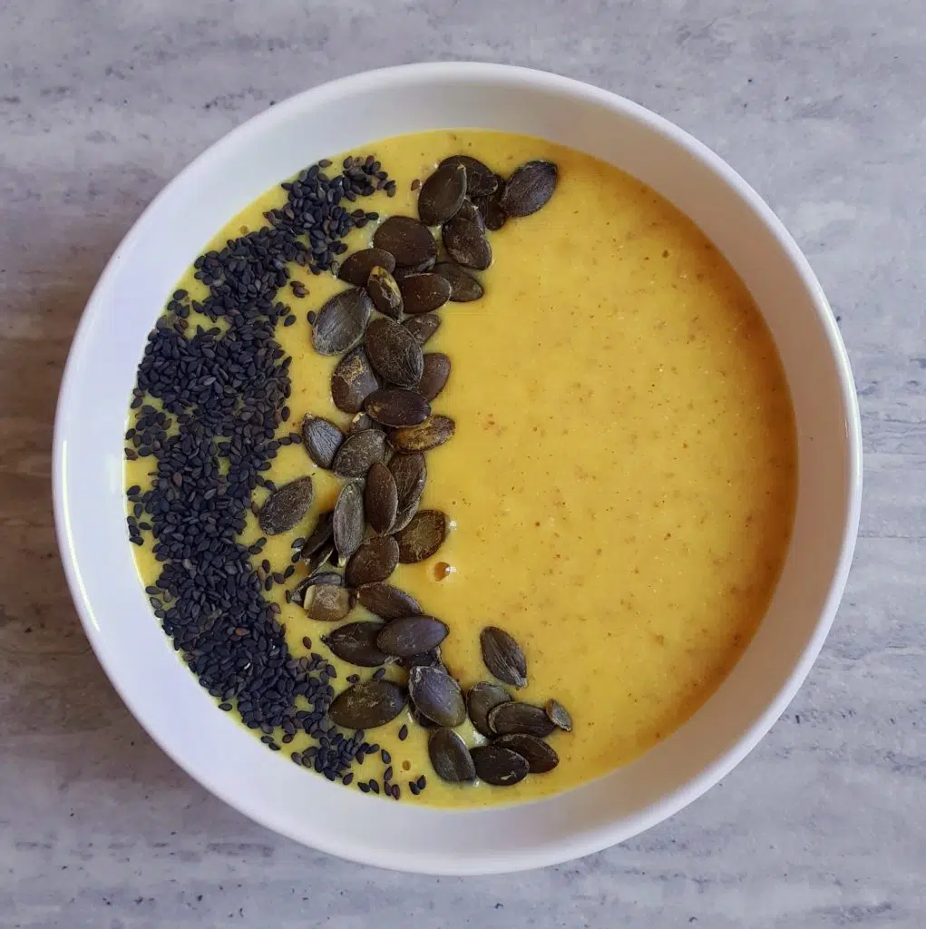 koktajlowe miski siemię lniane