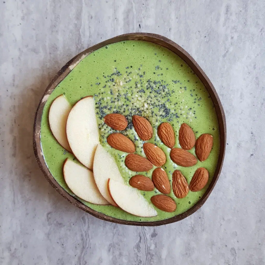 zielone smoothies z jarmużem
