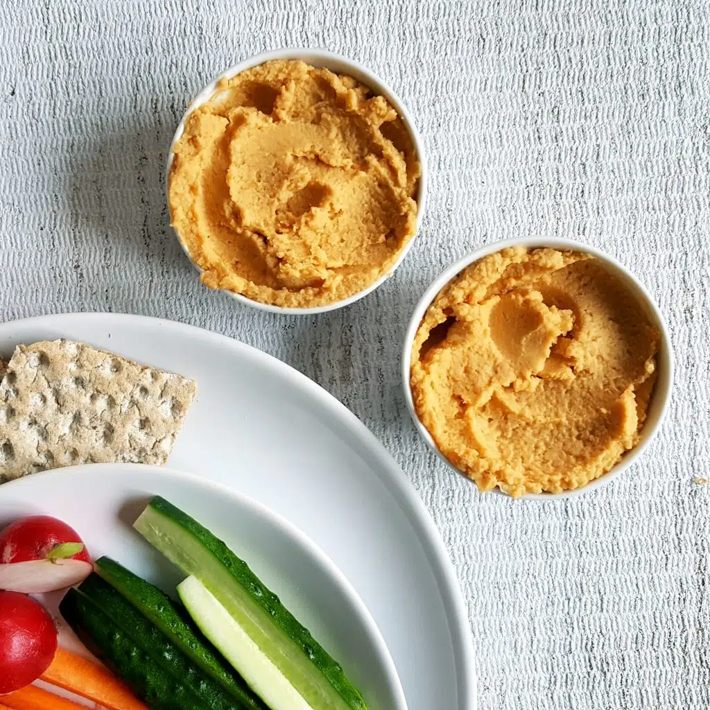 Pasty z wędzoną papryką