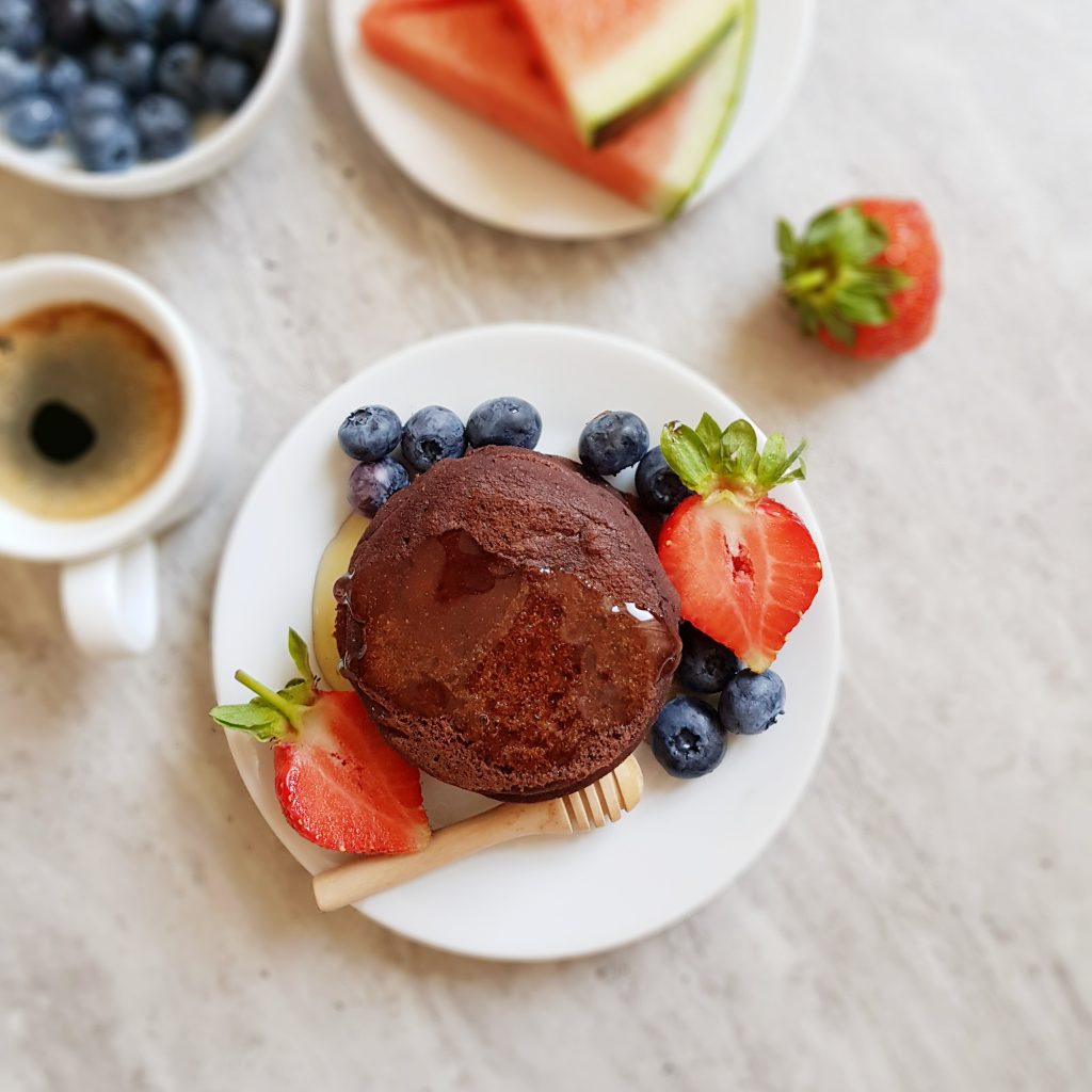 Pancakes ze śliwką i kakao
