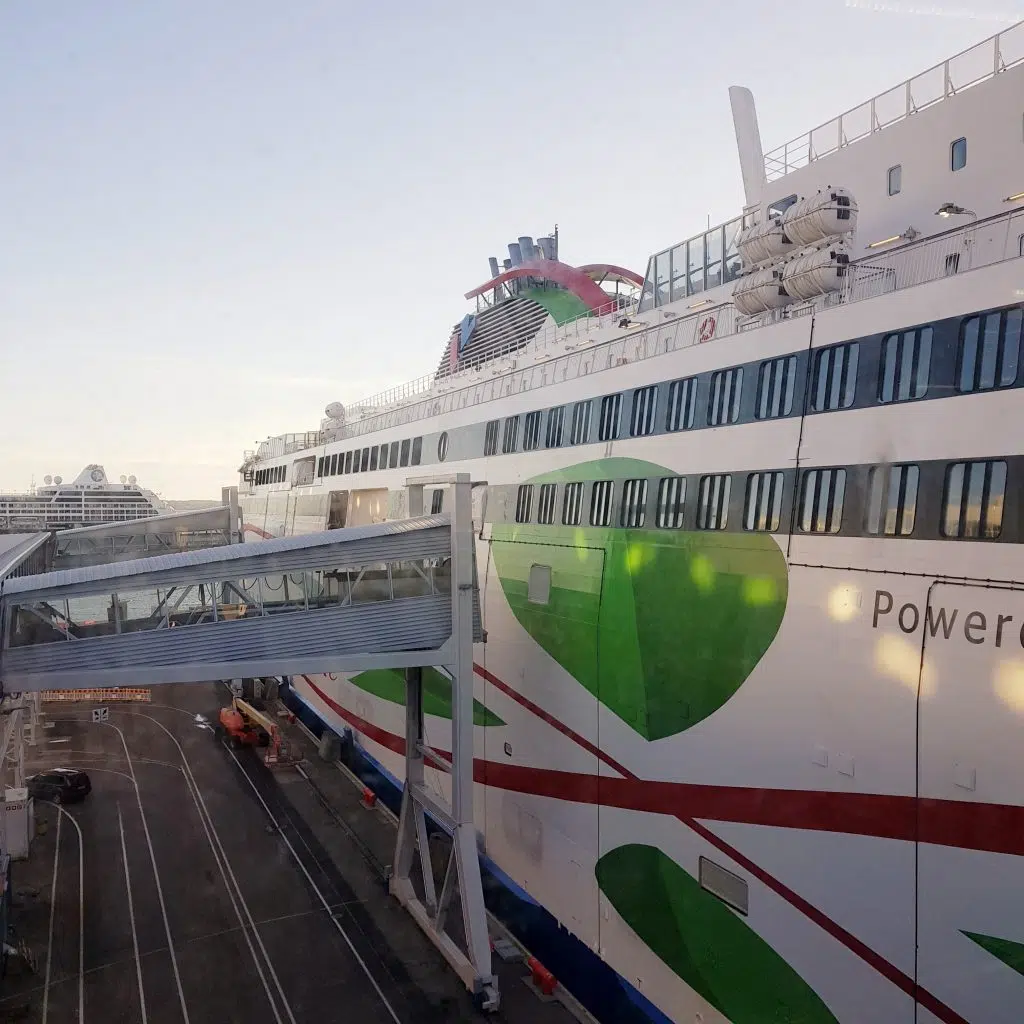 helsinki prom w tallinnie