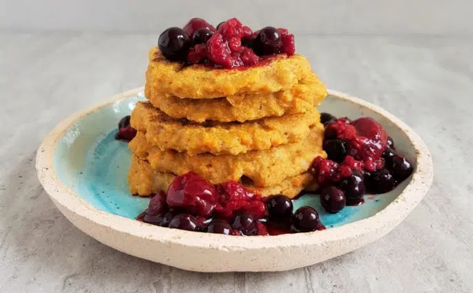 placki z marchewką i bananem