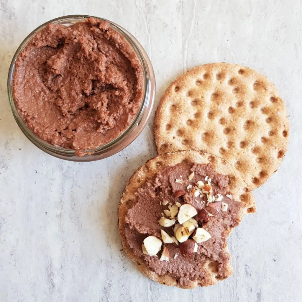 kakaowa pasta z ciecierzycą