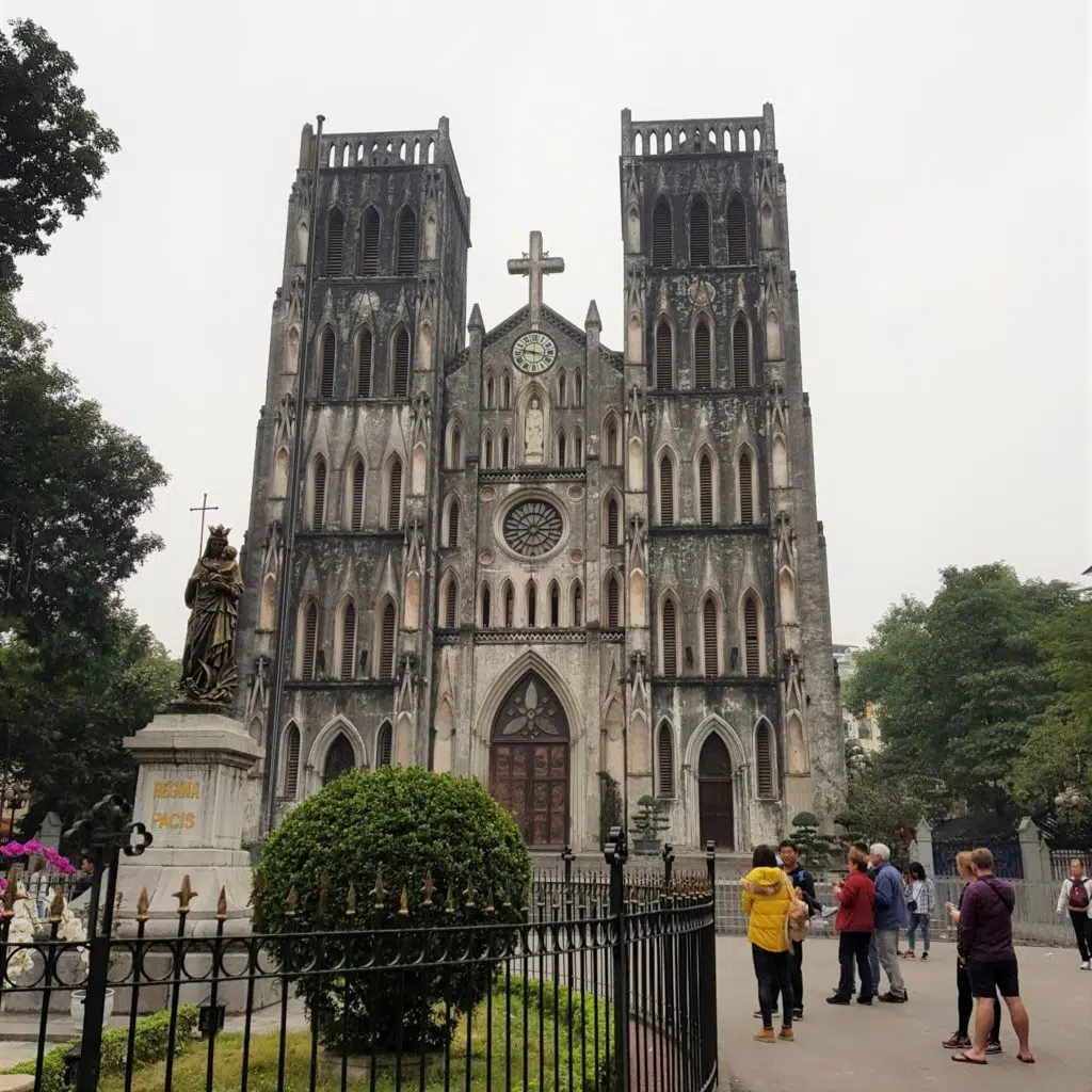 przewodnik po Hanoi - katedra Św Józefa