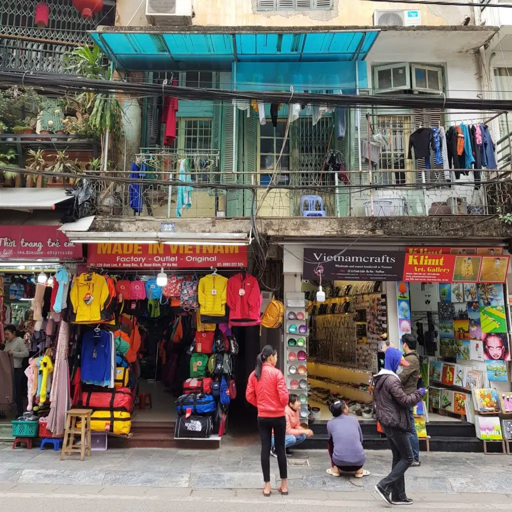 sklepiki w Hanoi. Przewodnik