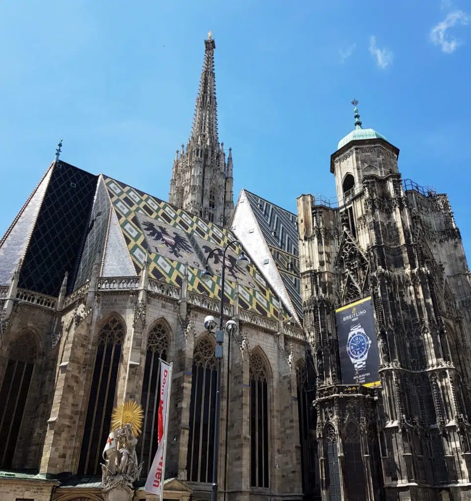3 dzień w Wiedniu katedra z drugiej strony