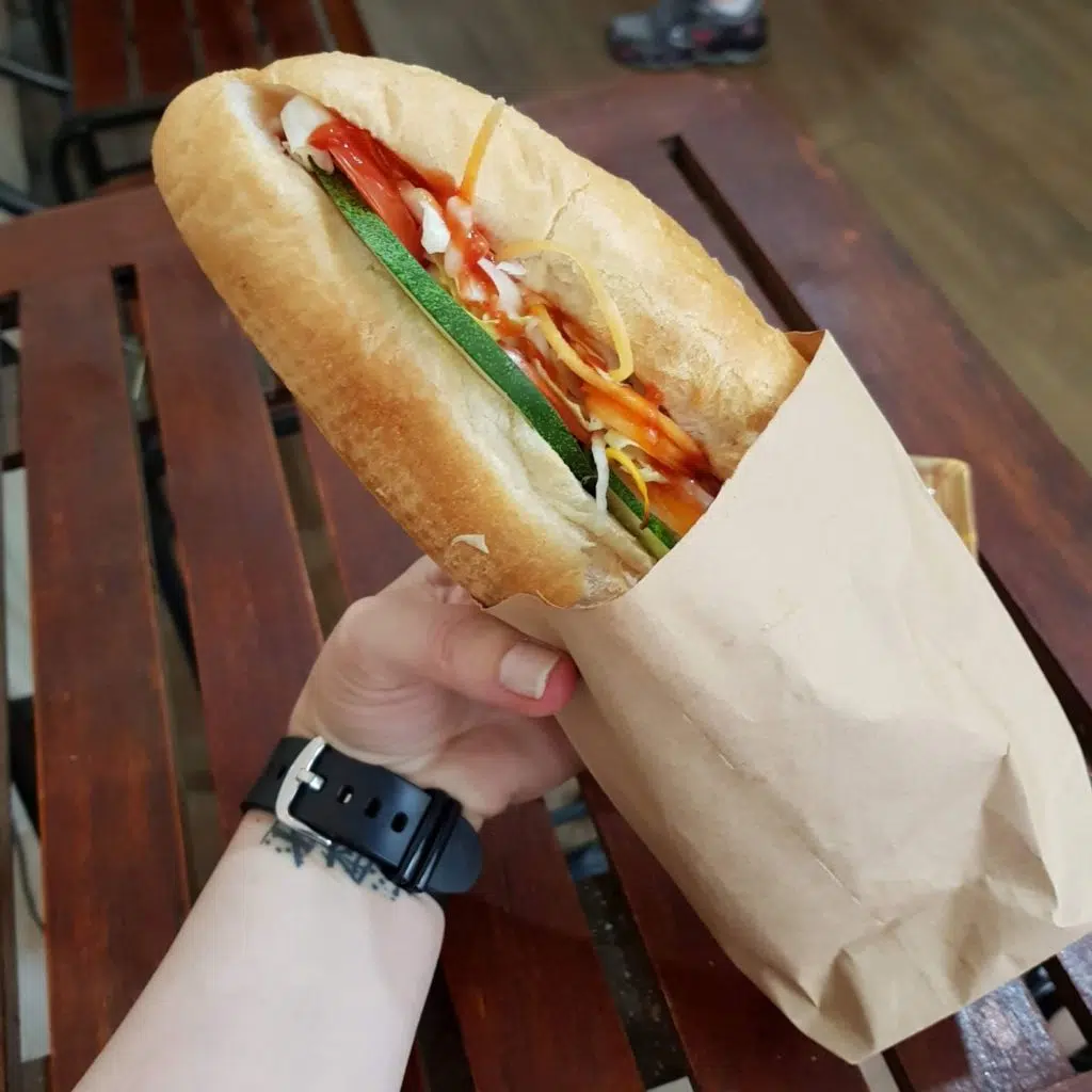 bahn mi w Hanoi