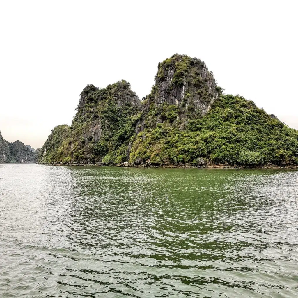 ha long skały