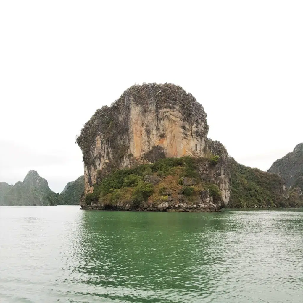 ha long bay Wietnam