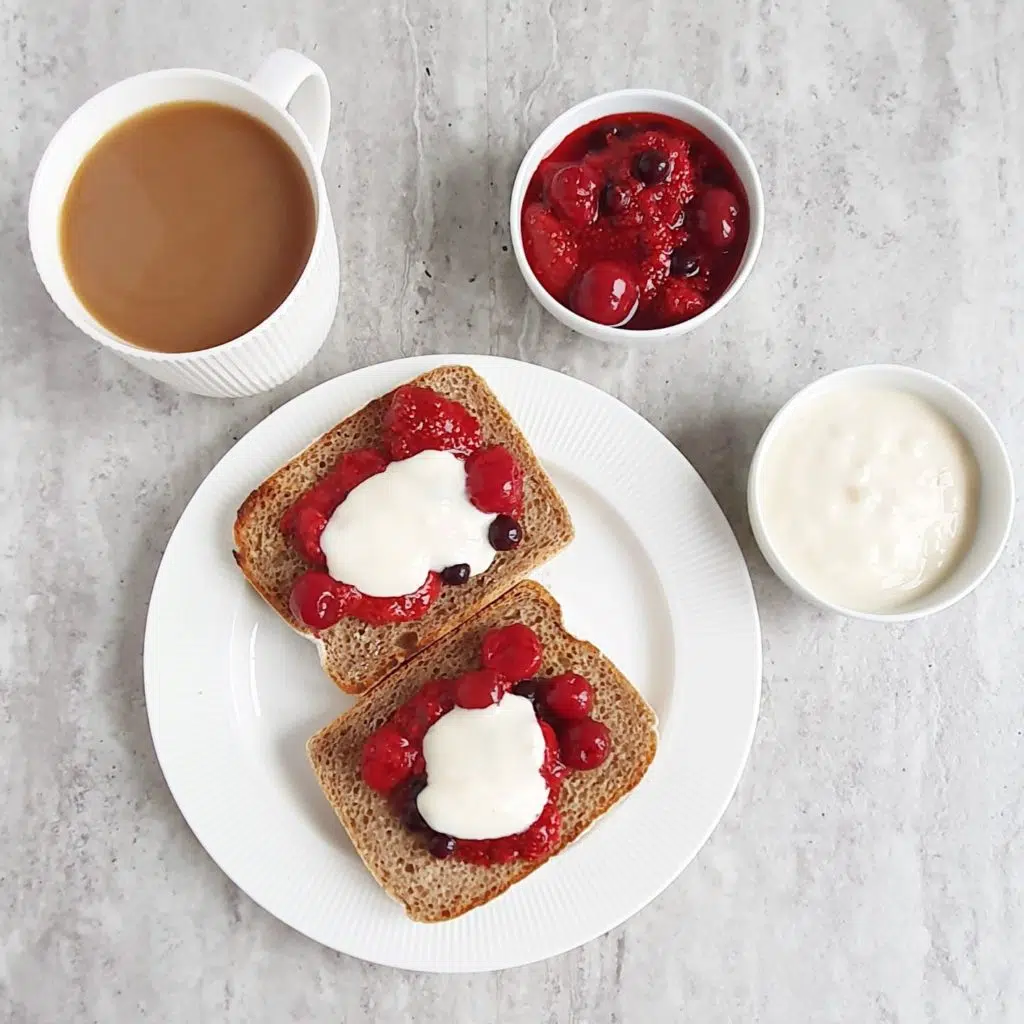 tosty z dżemem chia