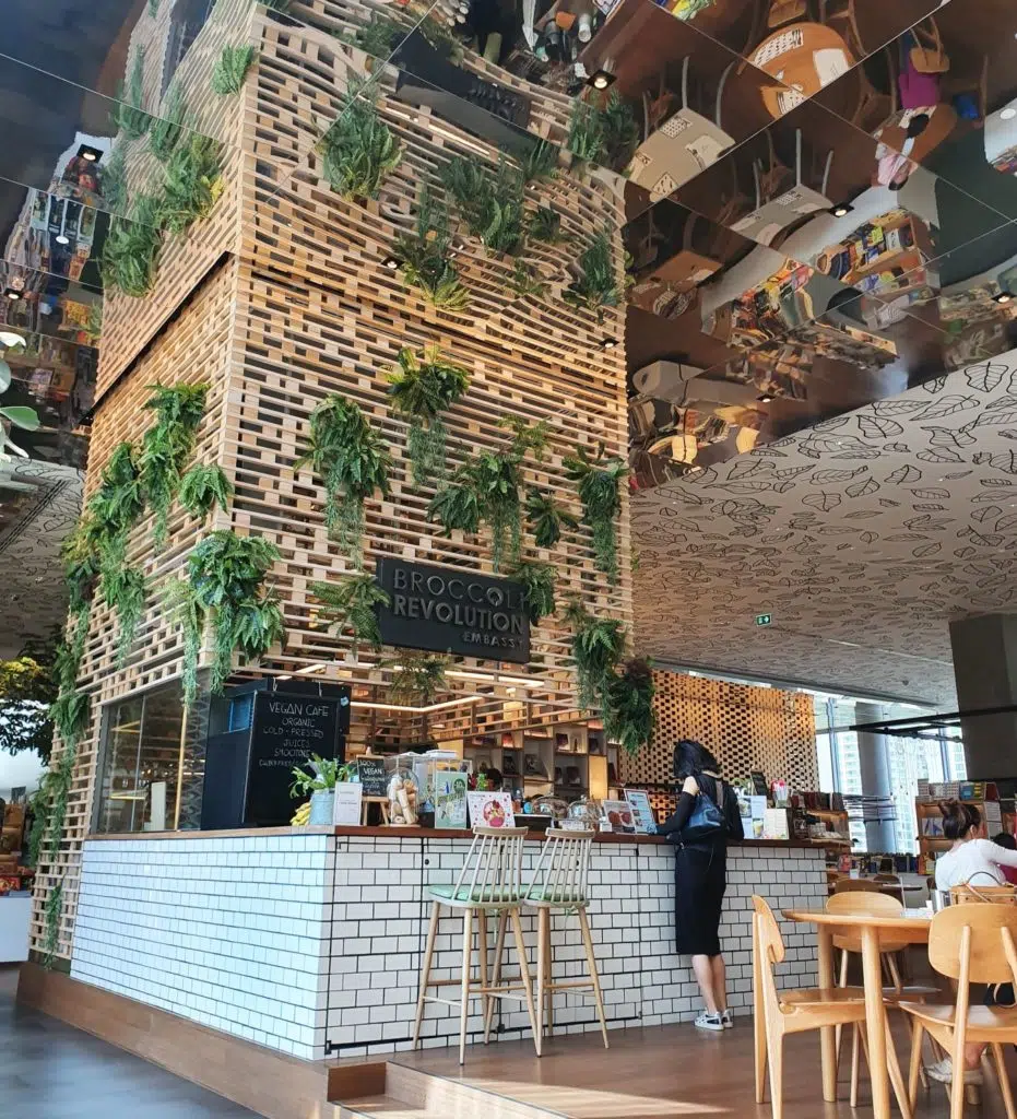 wegański Bangkok Broccoli Revolution