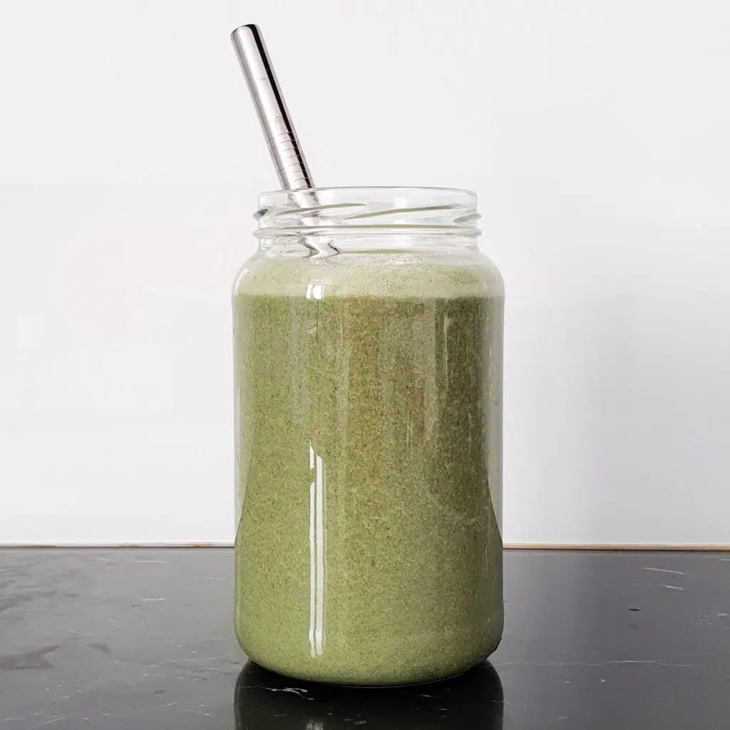 Zielony koktajl witaminowy chlorella