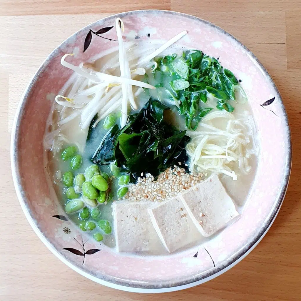 vegan ramen w warszawie