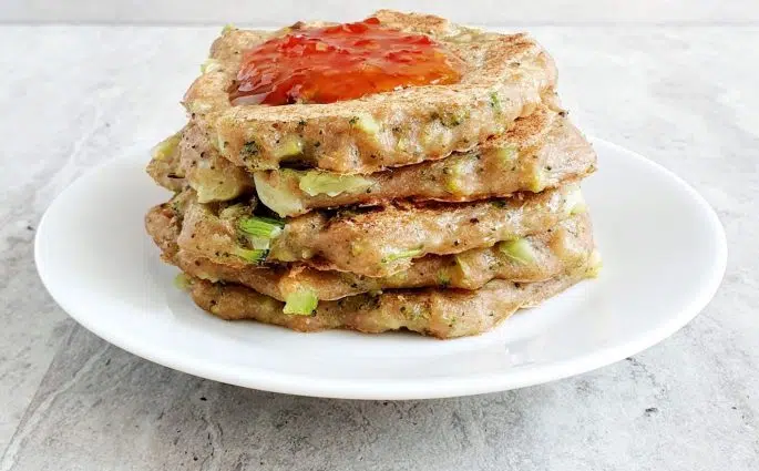 Placuszki brokułowe