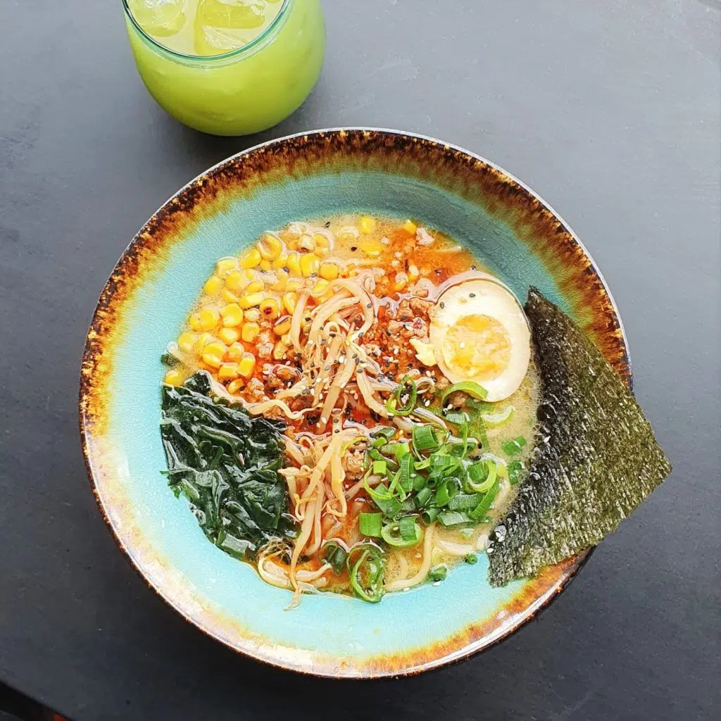 Poznań Jeżyce raj dla foodies ramen