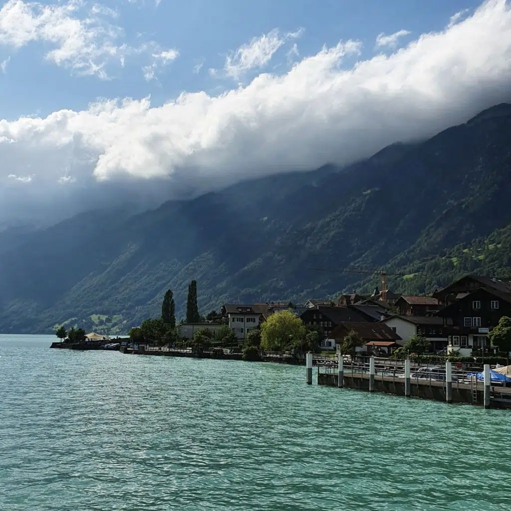 statkiem w stronę Interlaken