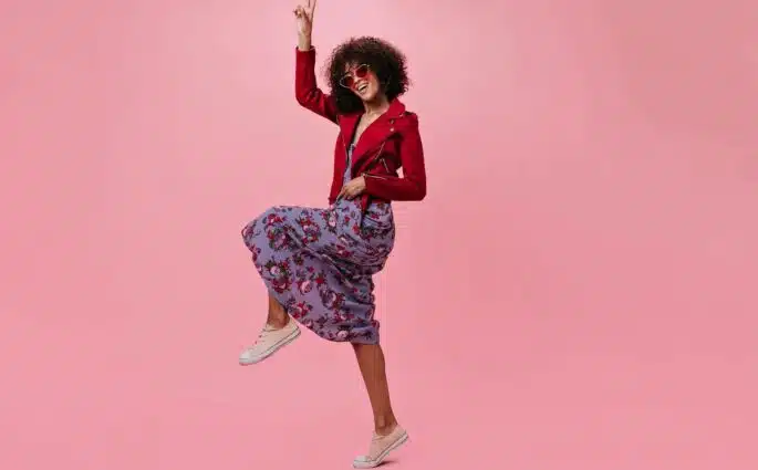 Jak stylowo zestawić kurtkę damska