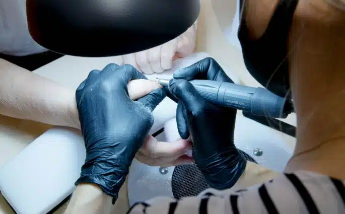 pexels-artem-podrez-4783342