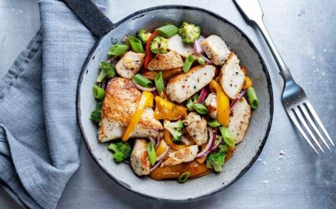 Lekkie, zdrowe i szybkie kolacje dla dbających o linię