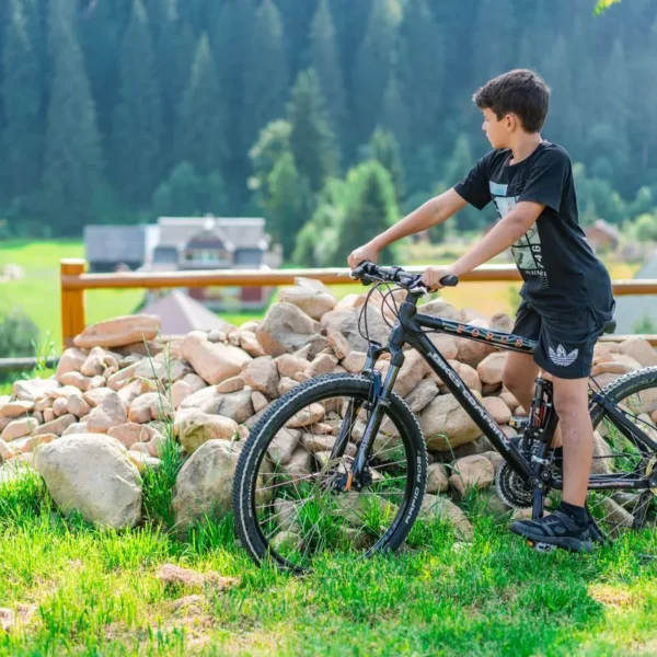 Pierwsze dwa kółka. Jak rozpocząć rowerową przygodę malucha?